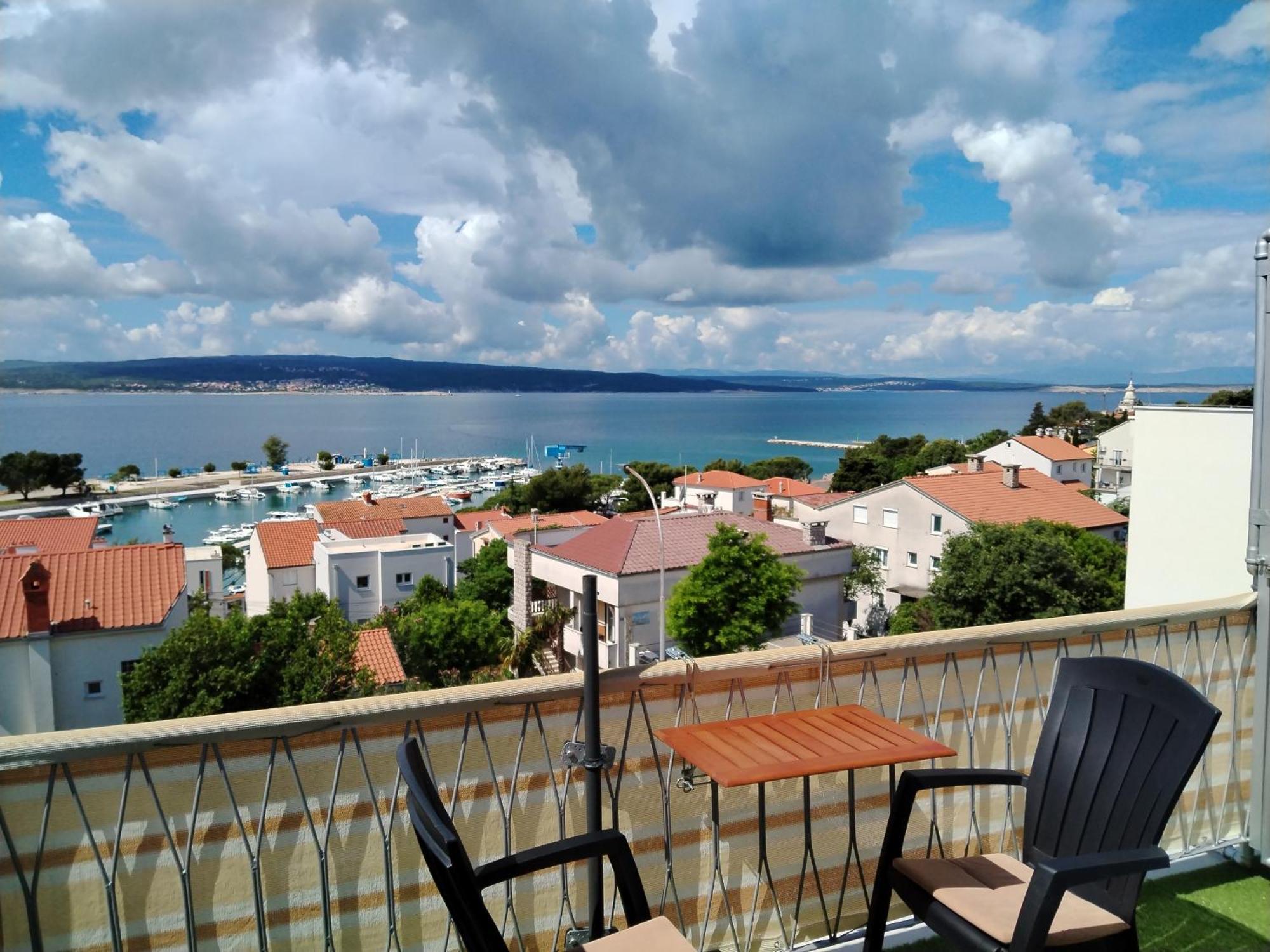 Apartmani Marijan Crikvenica Eksteriør bilde