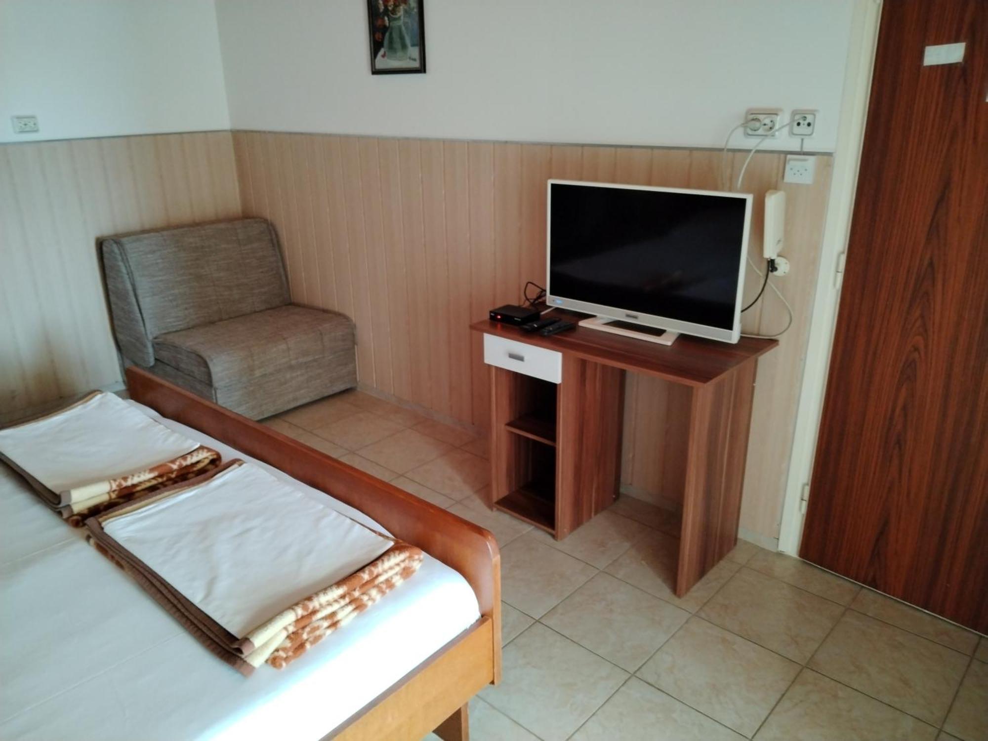 Apartmani Marijan Crikvenica Eksteriør bilde